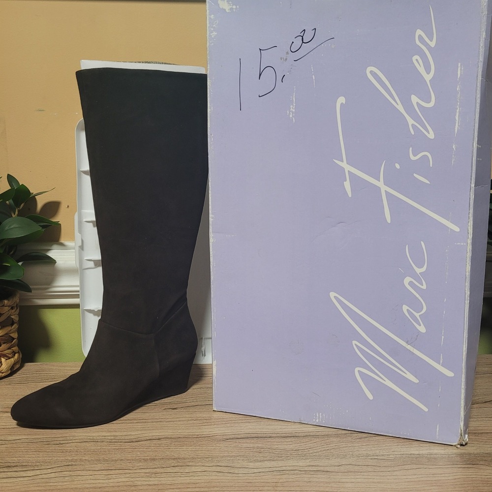MARC FISHER MF VERIFIES tall wedge daek brown WOMEN  BOOTS SZ 7M NEW IN BOX